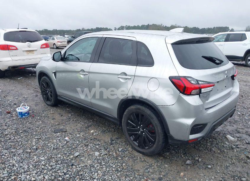 Photo 3 of 2020 Mitsubishi Outlander SPORT 2.0 SE (VIN JA4AR3AU5LU018840)