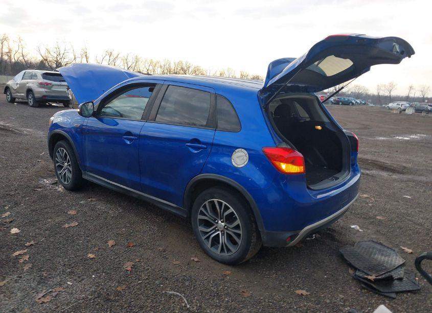 Photo 3 of 2016 Mitsubishi Outlander SPORT 2.0 ES (VIN JA4AR3AU6GZ042606)