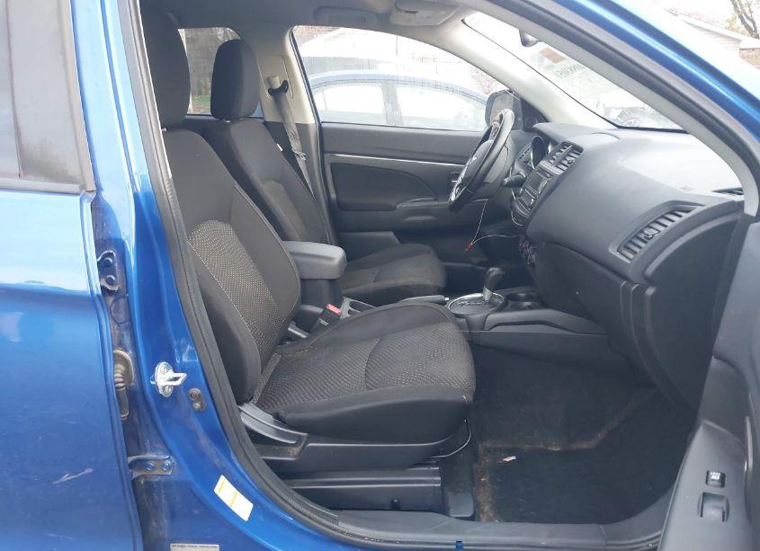 Photo 5 of 2016 Mitsubishi Outlander SPORT 2.0 ES (VIN JA4AR3AU6GZ042606)