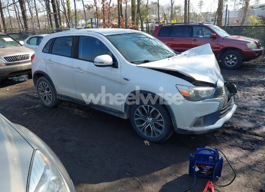 2017 Mitsubishi Outlander SPORT 2.0 ES (VIN JA4AR3AU6HZ067023) main photo