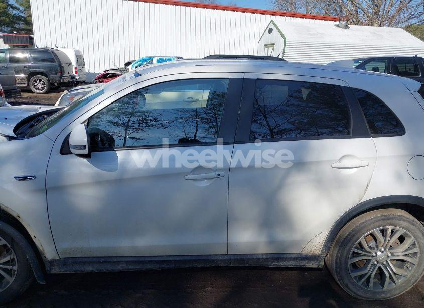 Photo 14 of 2017 Mitsubishi Outlander SPORT 2.0 ES (VIN JA4AR3AU6HZ067023)