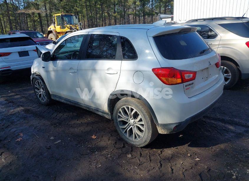 Photo 3 of 2017 Mitsubishi Outlander SPORT 2.0 ES (VIN JA4AR3AU6HZ067023)