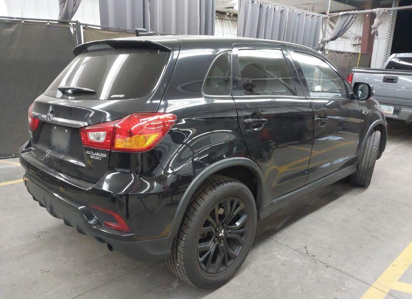 Photo 4 of 2018 Mitsubishi Outlander SPORT 2.0 LE (VIN JA4AR3AU6JZ020807)