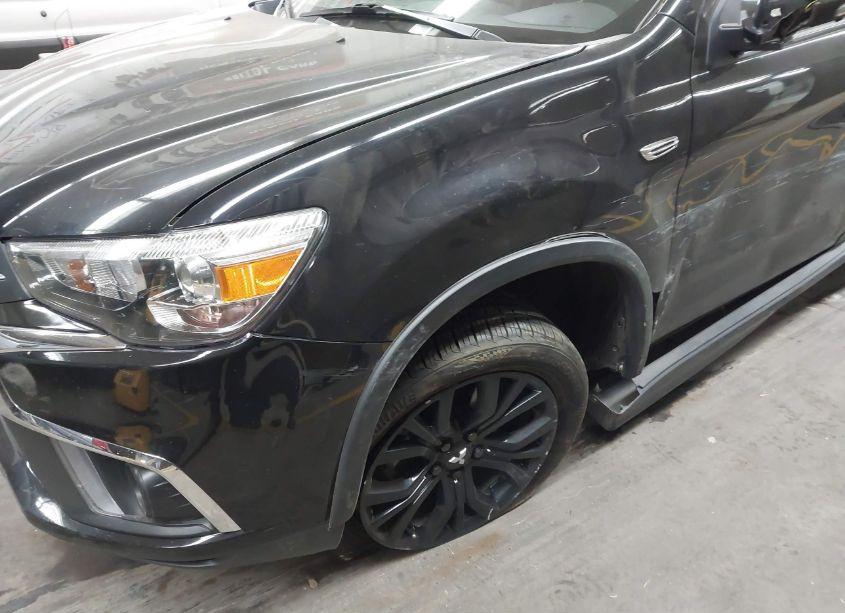 Photo 6 of 2018 Mitsubishi Outlander SPORT 2.0 LE (VIN JA4AR3AU6JZ020807)