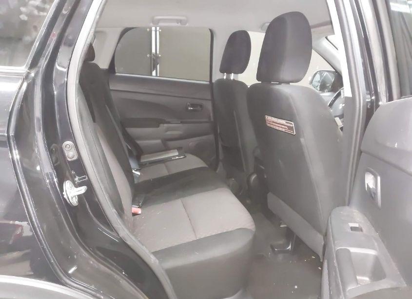 Photo 8 of 2018 Mitsubishi Outlander SPORT 2.0 LE (VIN JA4AR3AU6JZ020807)