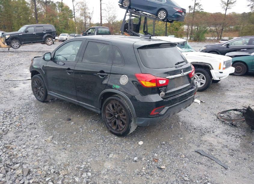 Photo 3 of 2019 Mitsubishi Outlander SPORT 2.0 LE (VIN JA4AR3AU6KU015122)