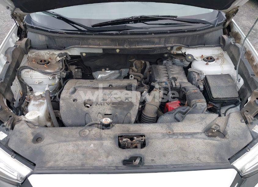 Photo 10 of 2019 Mitsubishi Outlander SPORT 2.0 LE (VIN JA4AR3AU6KU023642)