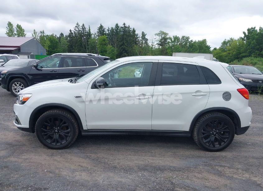 Photo 14 of 2019 Mitsubishi Outlander SPORT 2.0 LE (VIN JA4AR3AU6KU023642)