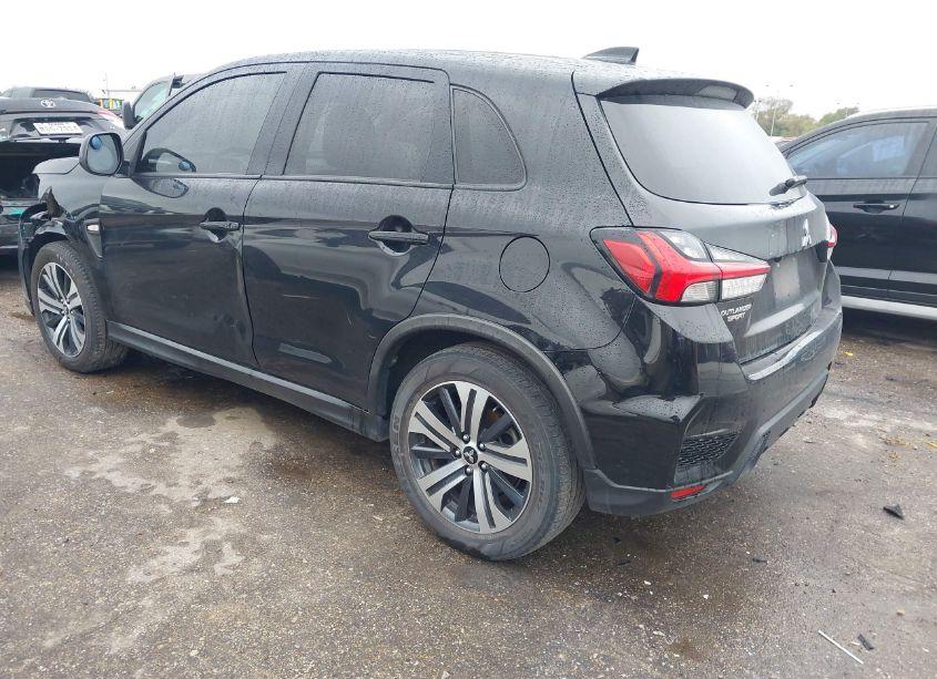 Photo 3 of 2020 Mitsubishi Outlander SPORT 2.0 BE /2.0 ES /2.0 SE /2.0 SP (VIN JA4AR3AU6LU028115)