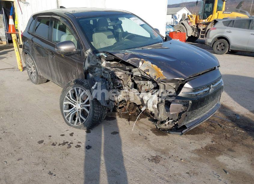 Photo 6 of 2018 Mitsubishi Outlander SPORT 2.0 ES/2.0 LE (VIN JA4AR3AU7JU020683)