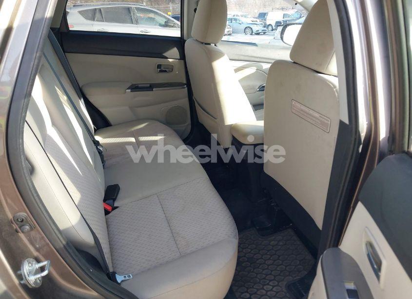 Photo 8 of 2018 Mitsubishi Outlander SPORT 2.0 ES/2.0 LE (VIN JA4AR3AU7JU020683)