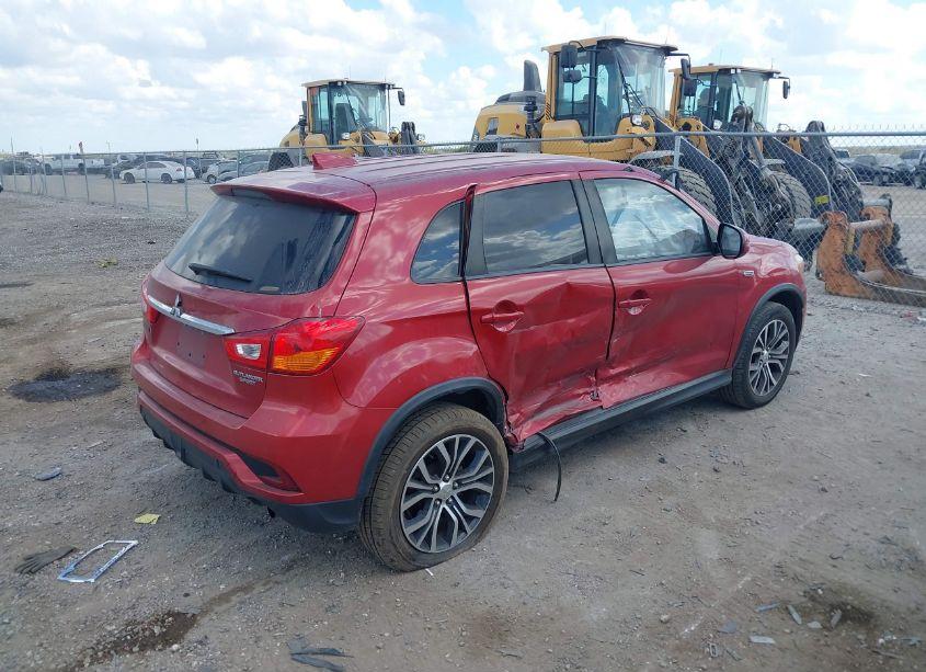 Photo 4 of 2018 Mitsubishi Outlander SPORT 2.0 ES (VIN JA4AR3AU7JZ032397)