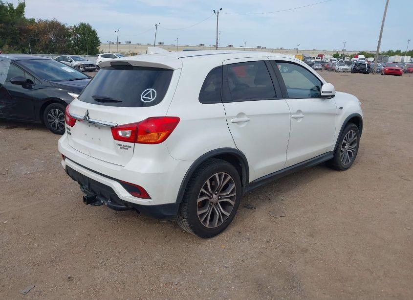 Photo 4 of 2019 Mitsubishi Outlander SPORT 2.0 ES/2.0 LE/2.0 SE/2.0 SP (VIN JA4AR3AU7KU010558)