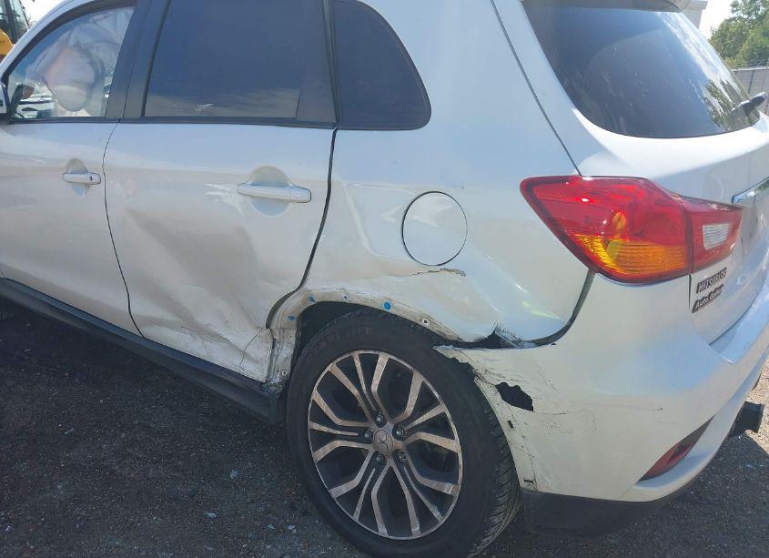 Photo 6 of 2019 Mitsubishi Outlander SPORT 2.0 ES/2.0 LE/2.0 SE/2.0 SP (VIN JA4AR3AU7KU010558)