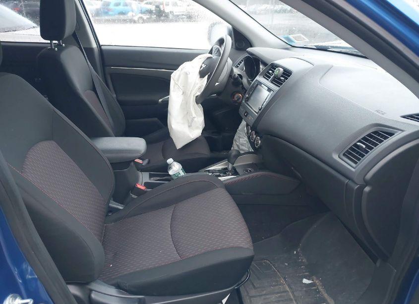 Photo 5 of 2019 Mitsubishi Outlander SPORT 2.0 ES (VIN JA4AR3AU7KU018790)