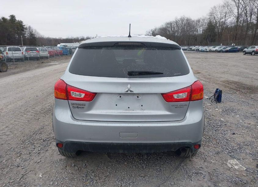 Photo 16 of 2016 Mitsubishi Outlander SPORT 2.0 ES (VIN JA4AR3AU8GZ026665)