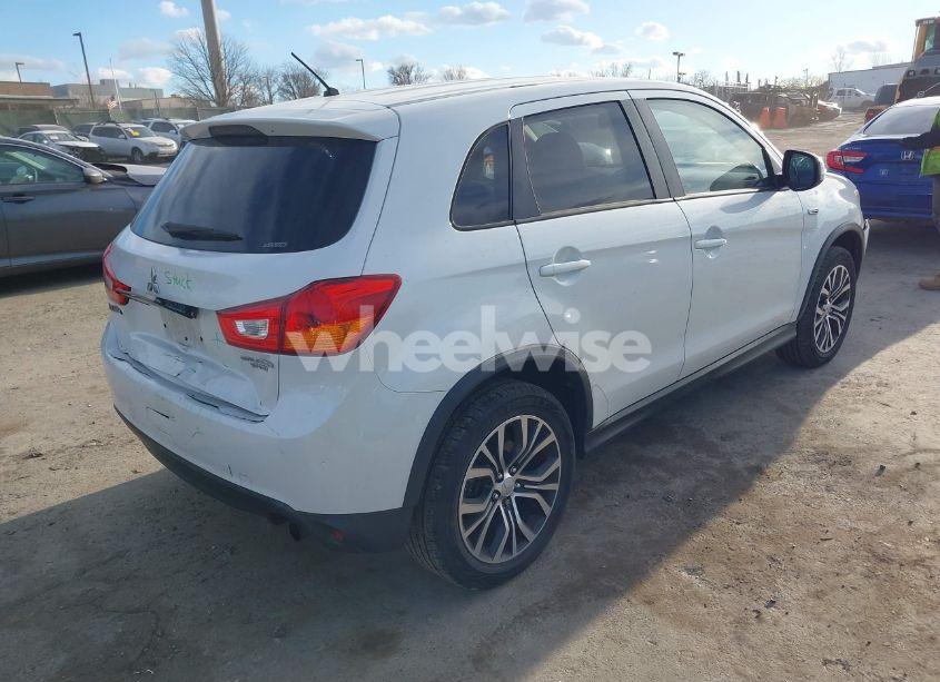 Photo 4 of 2016 Mitsubishi Outlander SPORT 2.0 ES (VIN JA4AR3AU8GZ034216)