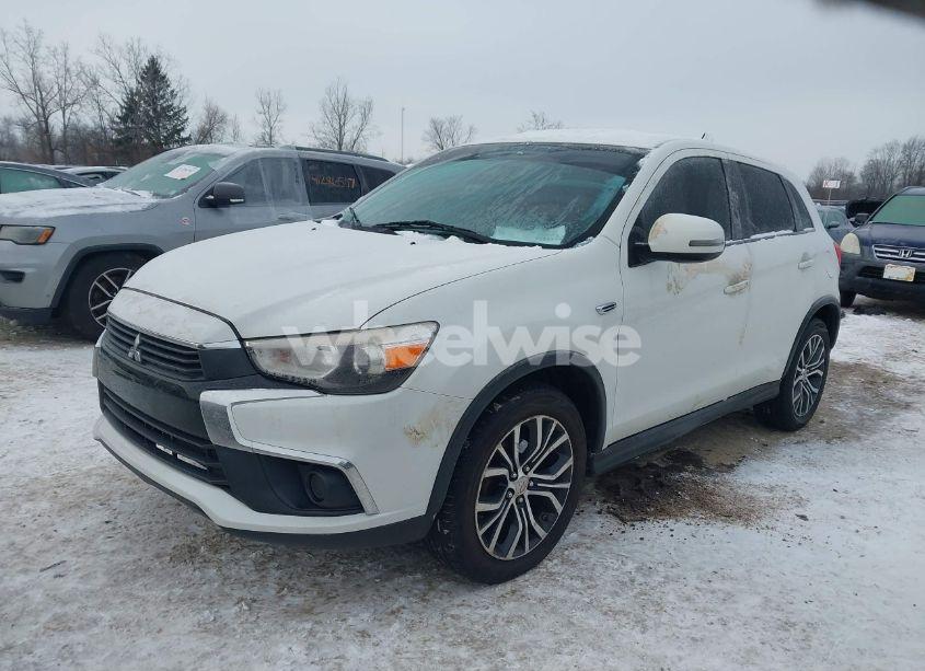 Photo 2 of 2016 Mitsubishi Outlander SPORT 2.0 ES (VIN JA4AR3AU8GZ045006)