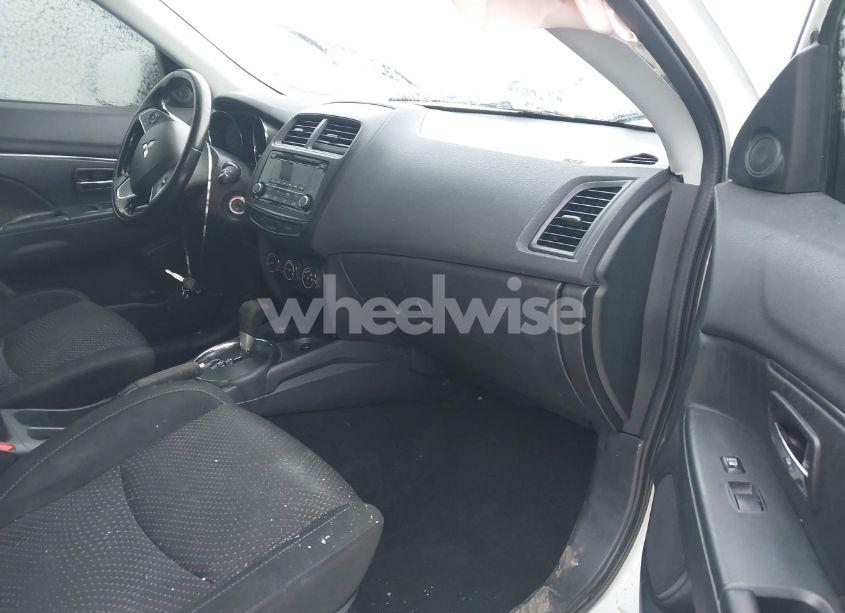 Photo 5 of 2016 Mitsubishi Outlander SPORT 2.0 ES (VIN JA4AR3AU8GZ045006)