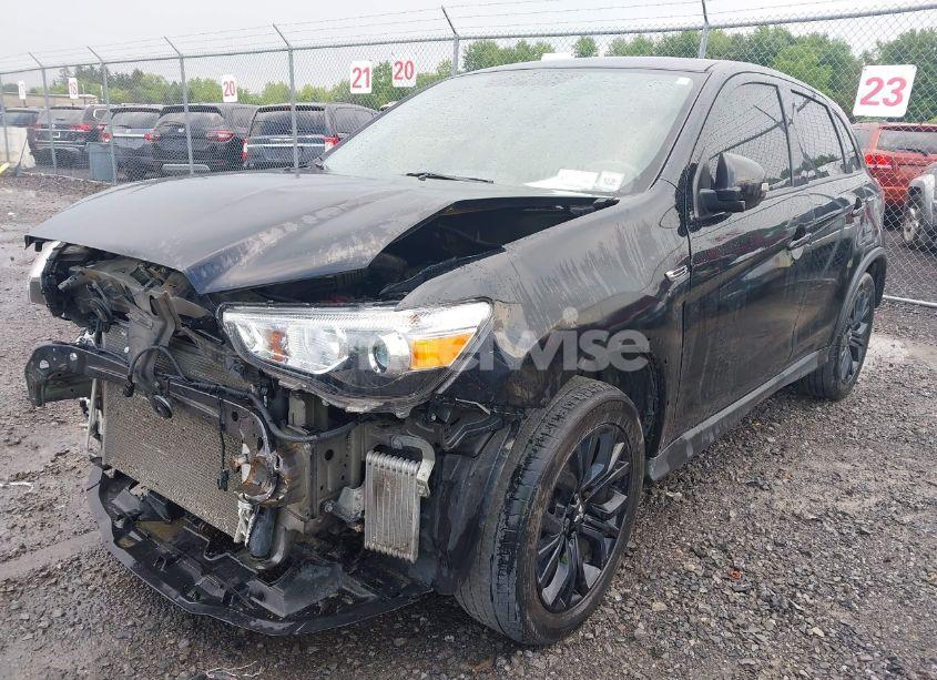 Photo 2 of 2019 Mitsubishi Outlander SPORT 2.0 LE (VIN JA4AR3AU8KU009256)