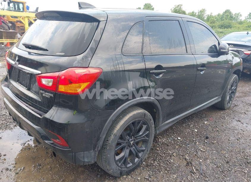 Photo 4 of 2019 Mitsubishi Outlander SPORT 2.0 LE (VIN JA4AR3AU8KU009256)