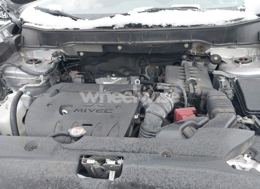 Photo 10 of 2019 Mitsubishi Outlander SPORT 2.0 LE (VIN JA4AR3AU8KU014439)