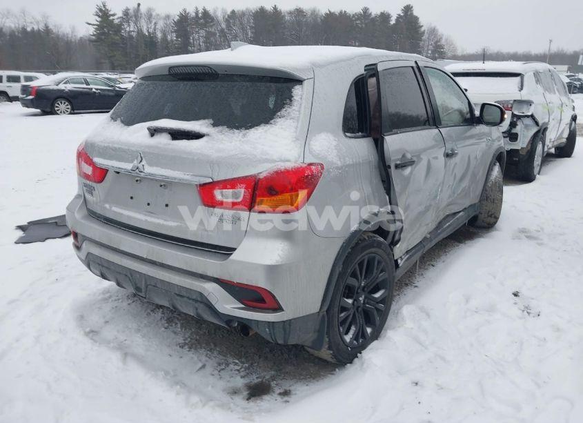 Photo 4 of 2019 Mitsubishi Outlander SPORT 2.0 LE (VIN JA4AR3AU8KU014439)