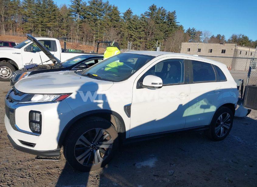 Photo 15 of 2020 Mitsubishi Outlander SPORT 2.0 BE AWC/2.0 ES AWC/2.0 SE AWC/2.0 SP AWC (VIN JA4AR3AU8LU029203)