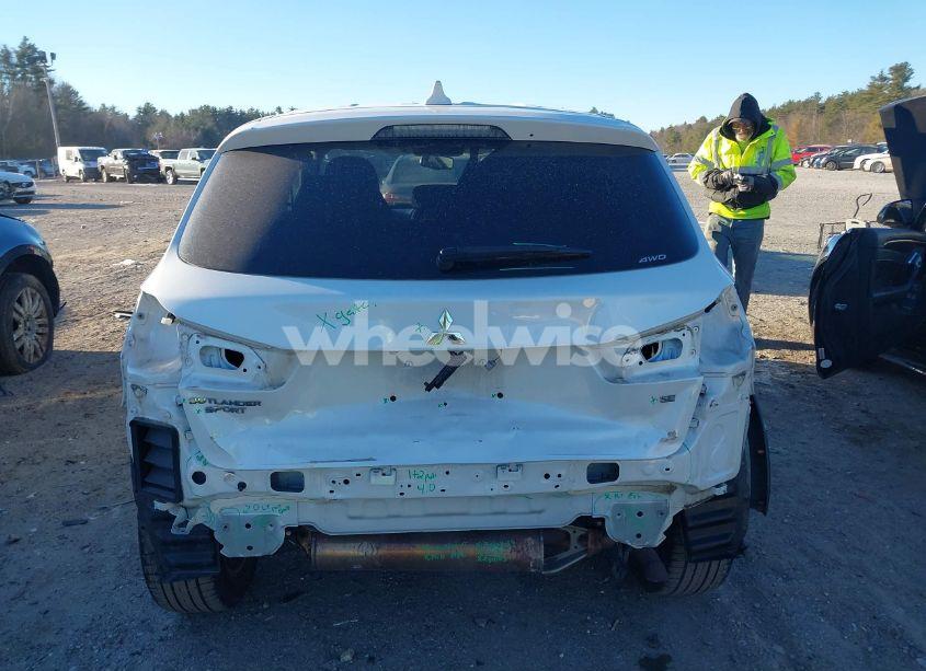 Photo 17 of 2020 Mitsubishi Outlander SPORT 2.0 BE AWC/2.0 ES AWC/2.0 SE AWC/2.0 SP AWC (VIN JA4AR3AU8LU029203)