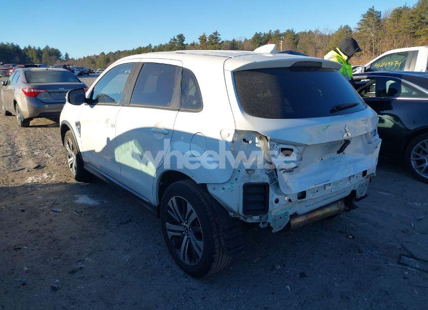 Photo 3 of 2020 Mitsubishi Outlander SPORT 2.0 BE AWC/2.0 ES AWC/2.0 SE AWC/2.0 SP AWC (VIN JA4AR3AU8LU029203)