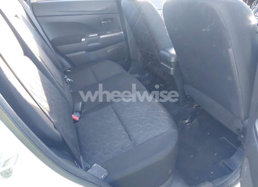 Photo 8 of 2020 Mitsubishi Outlander SPORT 2.0 BE AWC/2.0 ES AWC/2.0 SE AWC/2.0 SP AWC (VIN JA4AR3AU8LU029203)