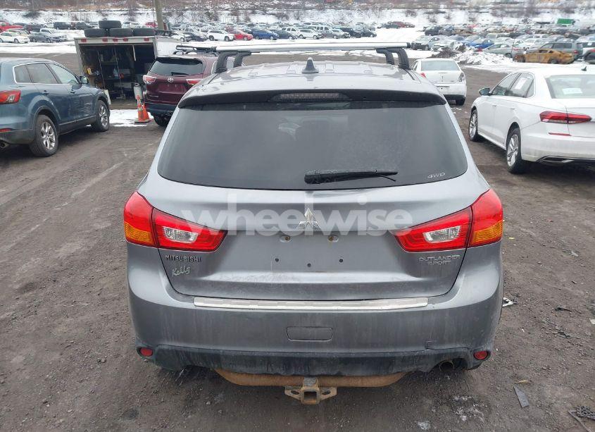 Photo 16 of 2017 Mitsubishi Outlander SPORT 2.0 ES (VIN JA4AR3AU9HZ009519)