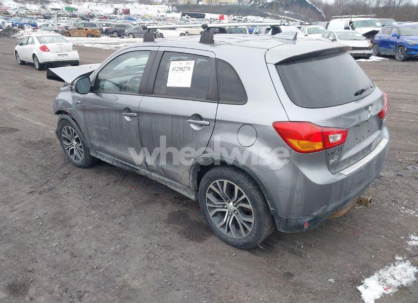 Photo 3 of 2017 Mitsubishi Outlander SPORT 2.0 ES (VIN JA4AR3AU9HZ009519)