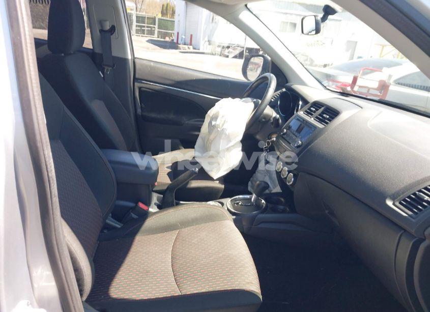 Photo 5 of 2017 Mitsubishi Outlander SPORT 2.0 ES (VIN JA4AR3AU9HZ011416)