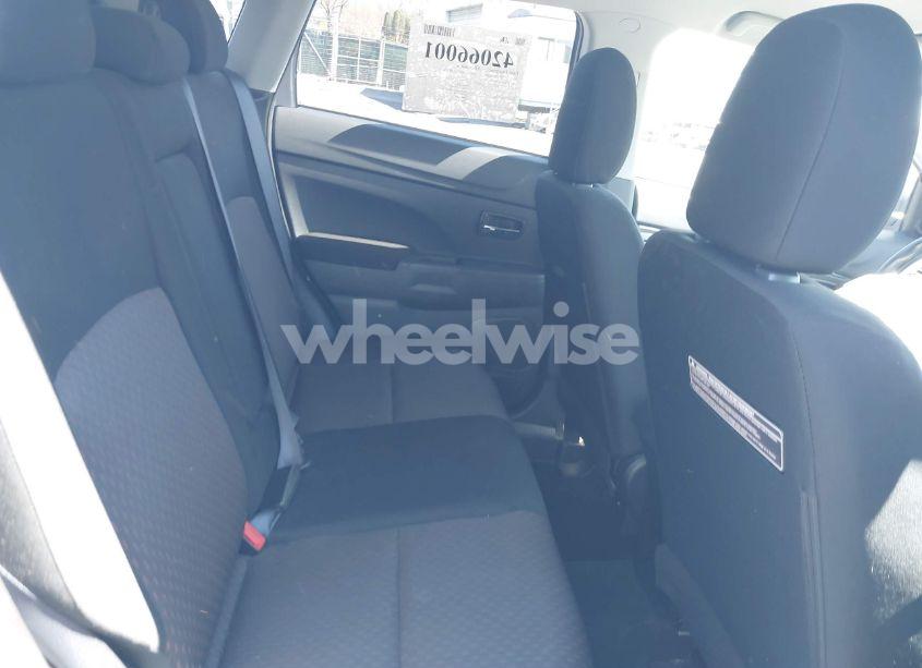 Photo 8 of 2017 Mitsubishi Outlander SPORT 2.0 ES (VIN JA4AR3AU9HZ011416)