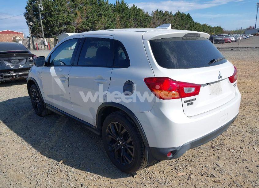 Photo 3 of 2017 Mitsubishi Outlander SPORT 2.0 LE (VIN JA4AR3AU9HZ068585)