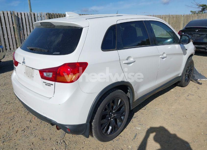 Photo 4 of 2017 Mitsubishi Outlander SPORT 2.0 LE (VIN JA4AR3AU9HZ068585)