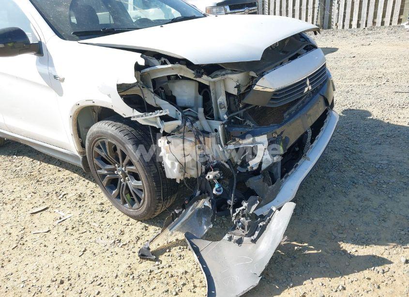 Photo 6 of 2017 Mitsubishi Outlander SPORT 2.0 LE (VIN JA4AR3AU9HZ068585)