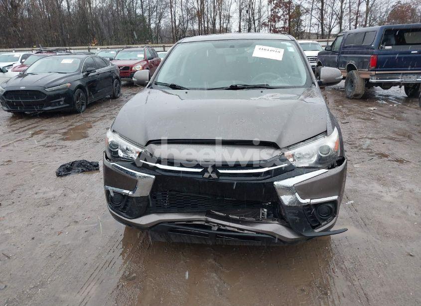 Photo 6 of 2018 Mitsubishi Outlander SPORT 2.0 ES/2.0 LE (VIN JA4AR3AU9JU017574)