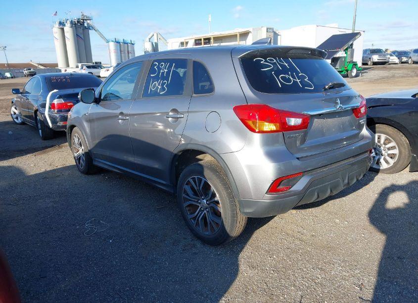 Photo 3 of 2019 Mitsubishi Outlander SPORT 2.0 ES (VIN JA4AR3AU9KU009878)