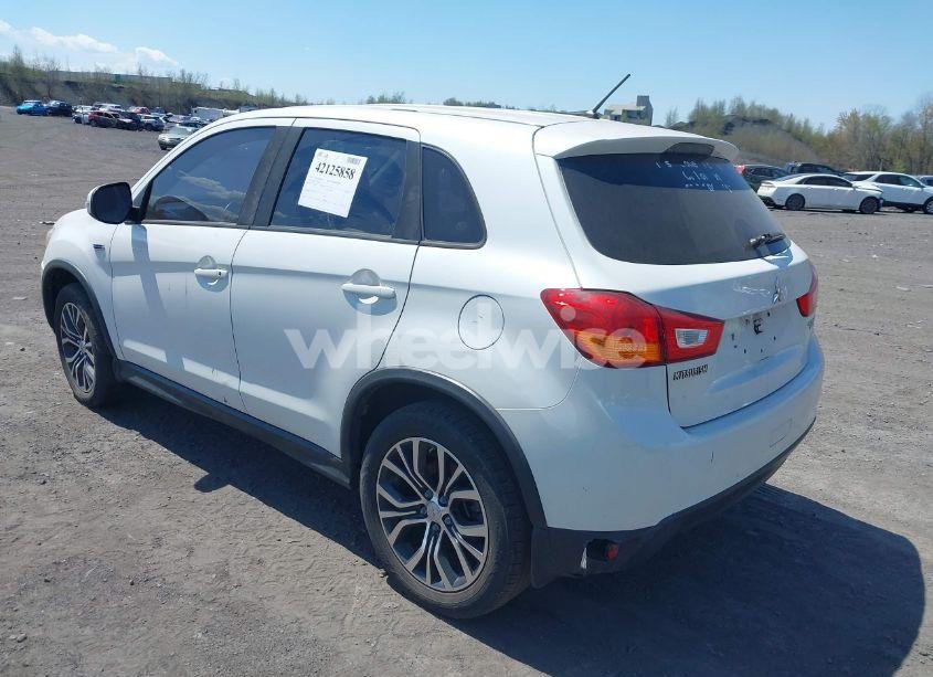 Photo 3 of 2016 Mitsubishi Outlander SPORT 2.0 ES (VIN JA4AR3AUXGZ032676)