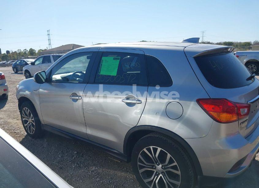 Photo 14 of 2019 Mitsubishi Outlander SPORT 2.0 ES/2.0 LE/2.0 SE/2.0 SP (VIN JA4AR3AUXKU005726)