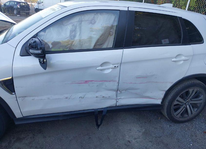 Photo 6 of 2020 Mitsubishi Outlander SPORT 2.0 SE (VIN JA4AR3AUXLU019322)