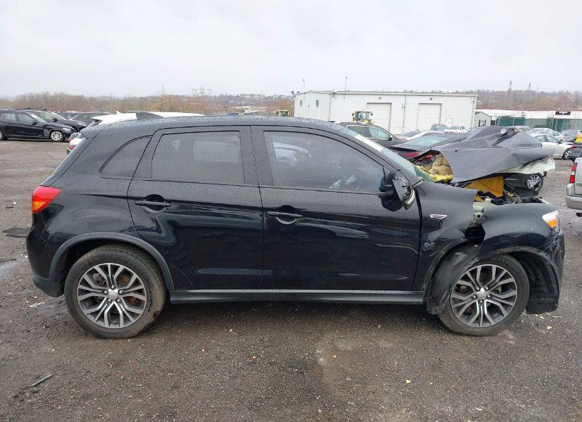 Photo 14 of 2017 Mitsubishi Outlander SPORT 2.4 SE (VIN JA4AR3AW1HZ022704)