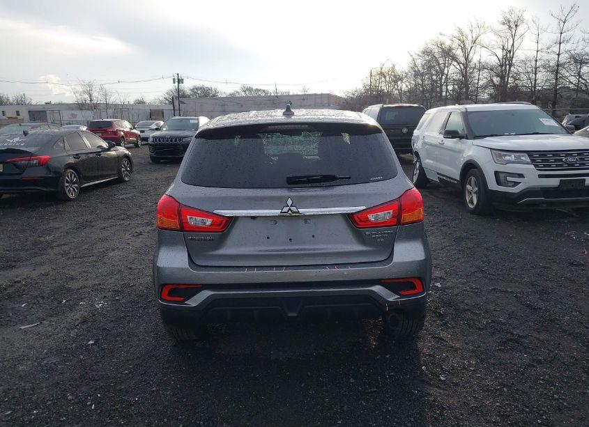 Photo 16 of 2018 Mitsubishi Outlander SPORT 2.4 SE (VIN JA4AR3AW2JU001749)