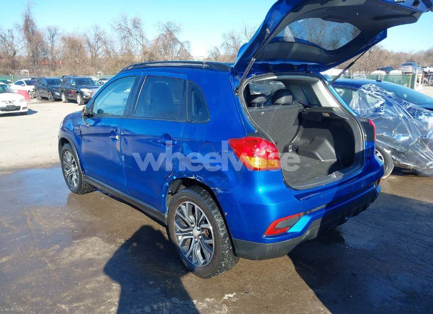 Photo 3 of 2018 Mitsubishi Outlander SPORT 2.4 SE (VIN JA4AR3AW2JZ034012)