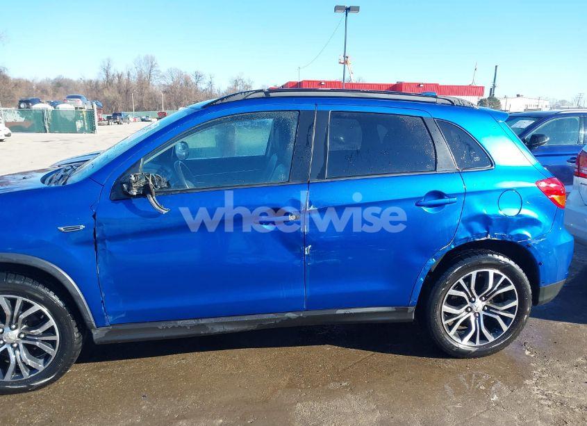 Photo 6 of 2018 Mitsubishi Outlander SPORT 2.4 SE (VIN JA4AR3AW2JZ034012)