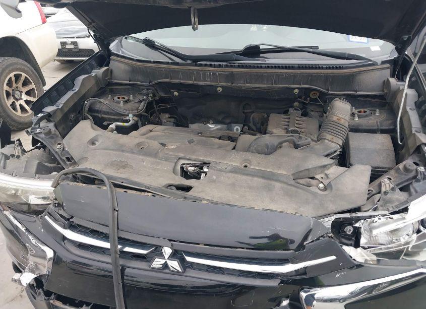 Photo 10 of 2018 Mitsubishi Outlander SPORT 2.4 SE (VIN JA4AR3AW3JU017801)
