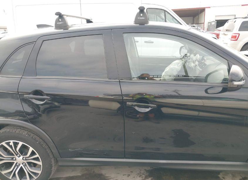 Photo 13 of 2018 Mitsubishi Outlander SPORT 2.4 SE (VIN JA4AR3AW3JU017801)