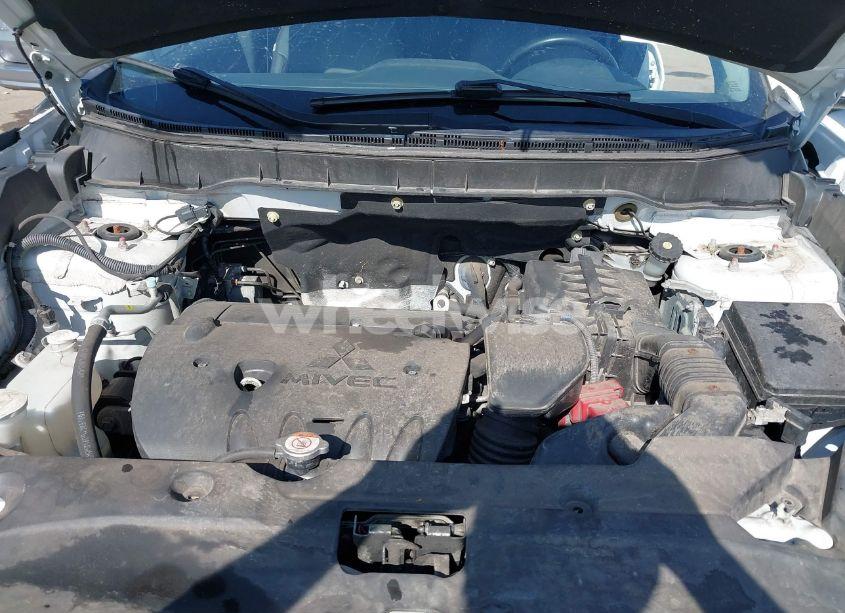 Photo 10 of 2018 Mitsubishi Outlander SPORT 2.4 SE (VIN JA4AR3AW3JZ012259)